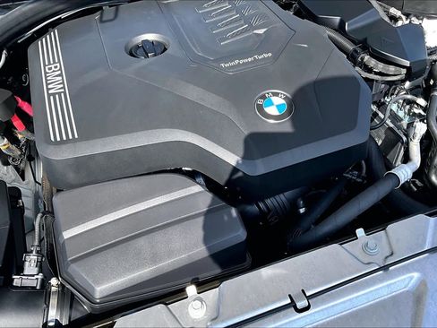 Used 2025 BMW 230i Coupe w/ M Sport Package RWD image 32