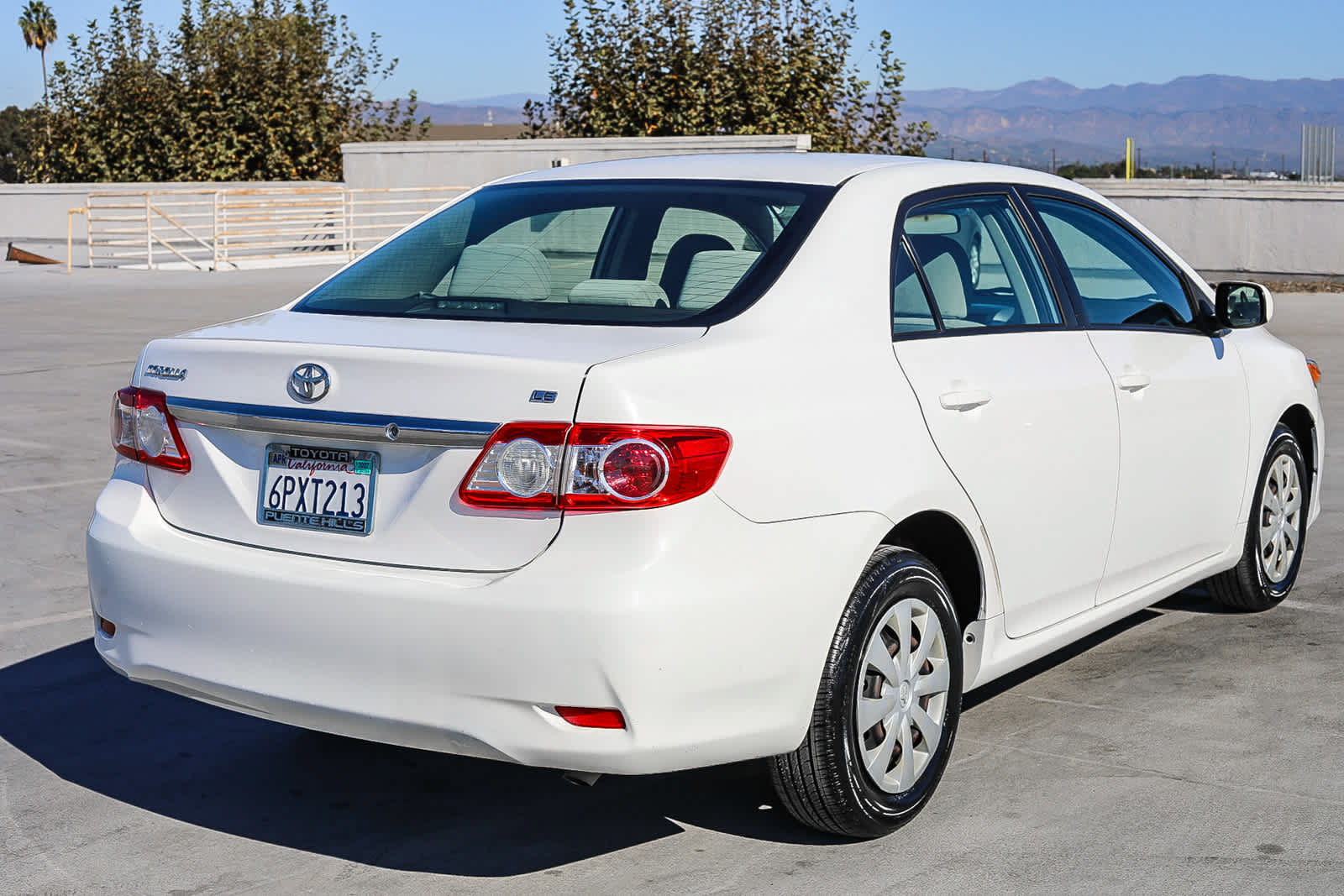 Used 2011 Toyota Corolla LE FWD image 5