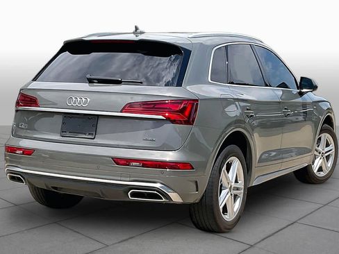 Used 2023 Audi Q5 e Premium w/ Convenience Package AWD/4WD image 13