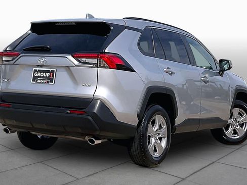 Used 2025 Toyota RAV4 XLE FWD image 13
