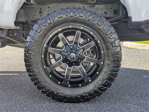 Used 2018 Ford F250 XLT image 10