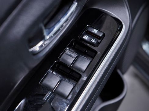 Used 2016 Toyota Prius C Four image 17