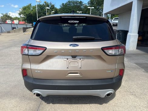 Used 2020 Ford Escape SEL AWD/4WD image 4