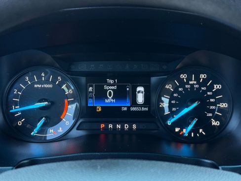 Used 2017 Ford Explorer FWD image 17