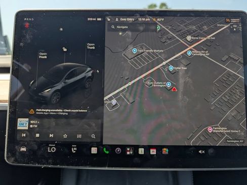 Used 2024 Tesla Model Y Long Range AWD/4WD image 25