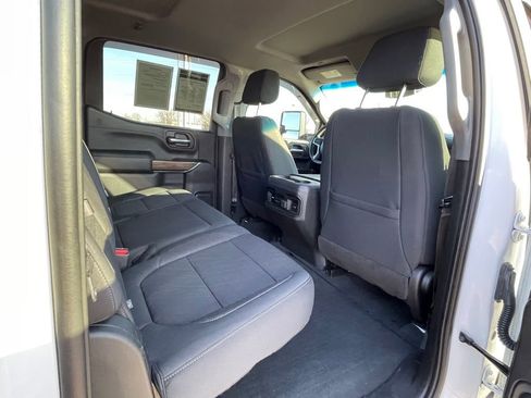 Used 2021 Chevrolet Silverado 1500 LT Trail Boss w/ Bed Protection Package image 25