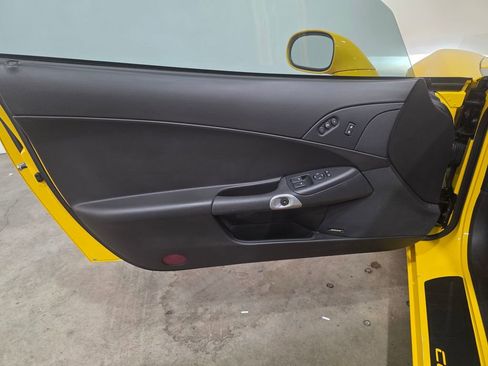 Used 2007 Chevrolet Corvette Z06 w/ Preferred Equipment Group RWD image 30