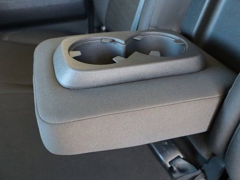 Used 2022 Nissan Frontier SV image 35