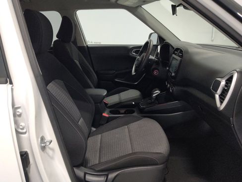 Used 2020 Kia Soul S image 21
