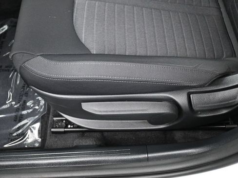 Used 2025 Kia K5 LXS FWD image 16