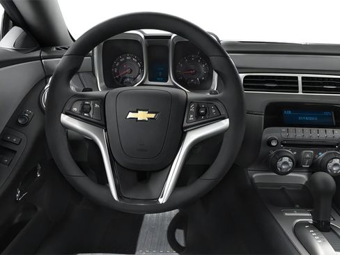 Used 2014 Chevrolet Camaro LS RWD image 4