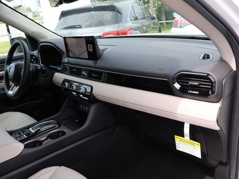 New 2026 Honda Pilot Elite image 9