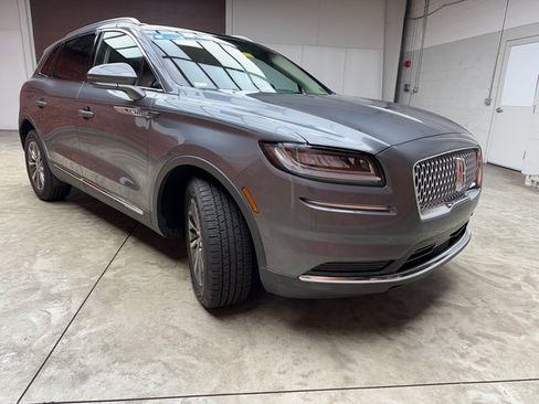 Used 2022 Lincoln Nautilus Reserve image 7