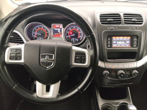 Used 2020 Dodge Journey SE w/ SE Popular Equipment Group FWD image 22
