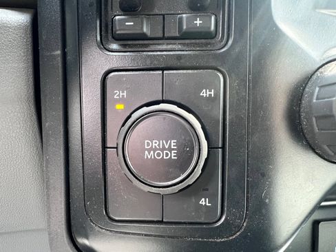 Used 2023 Ford F350 XL w/ XL Driver Assist Package AWD/4WD image 32