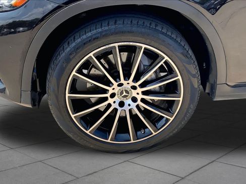 Used 2019 Mercedes-Benz GLC 300 image 10