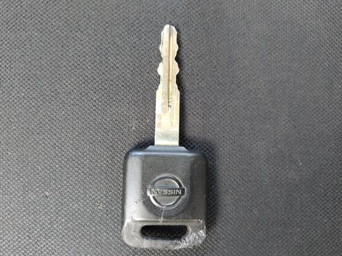 Used 2024 Nissan Versa S w/ Trunk Package FWD image 32