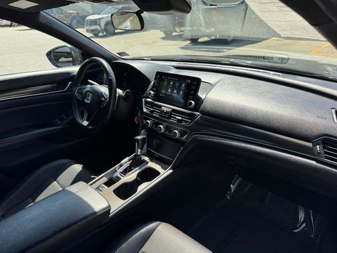 Used 2019 Honda Accord Sport image 21