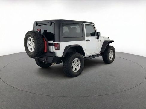 Used 2018 Jeep Wrangler Sport image 4