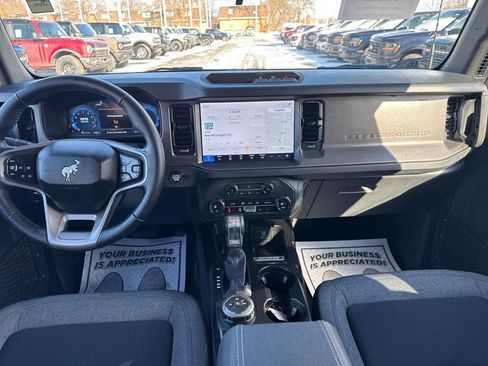Used 2025 Ford Bronco Big Bend image 16
