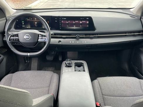 Used 2024 Nissan Ariya FWD image 11