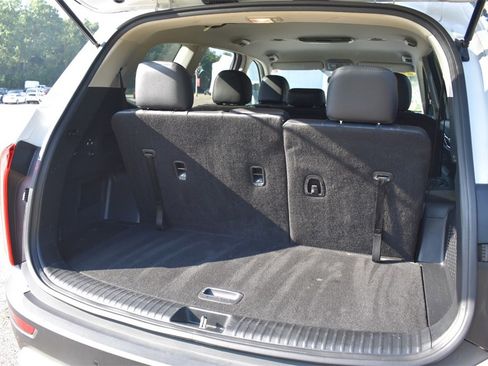 Used 2022 Kia Telluride LX image 18