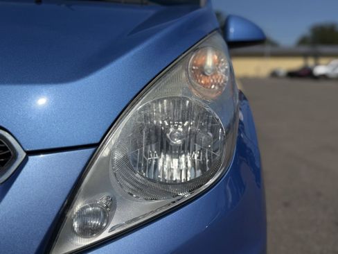 Used 2014 Chevrolet Spark LT FWD image 18