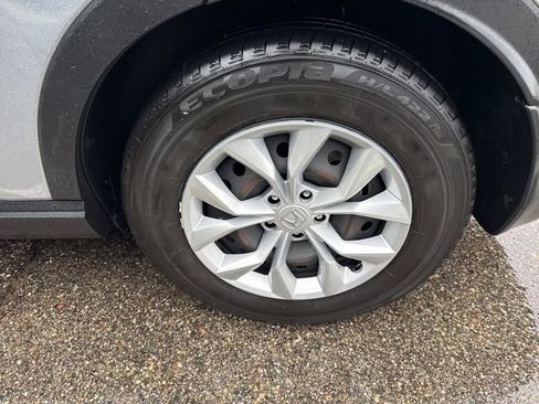 Used 2024 Honda CR-V LX image 10