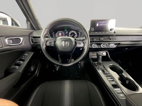 Used 2025 Honda Civic Sport image 8