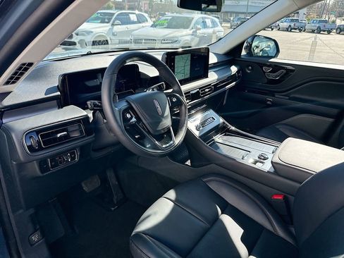 New 2026 Lincoln Aviator 2WD image 10