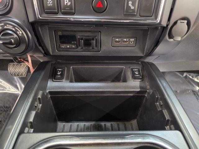 Used 2019 Nissan Titan SV w/ SV Convenience Package AWD/4WD image 20