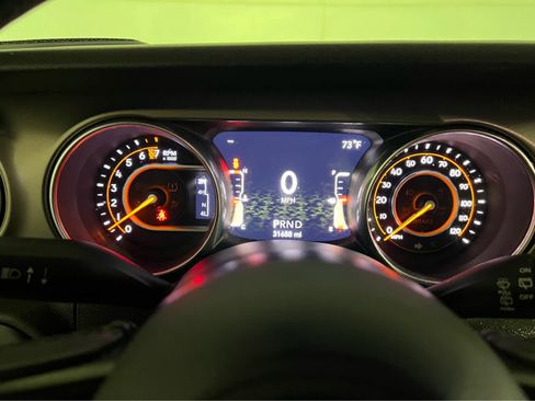 Used 2018 Jeep Wrangler Unlimited Sport S AWD/4WD image 16