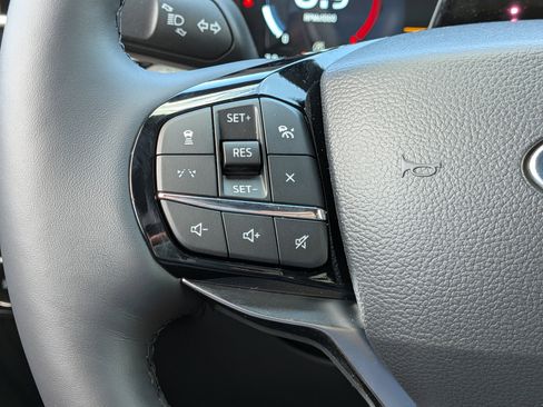 New 2026 Ford Explorer Platinum image 26