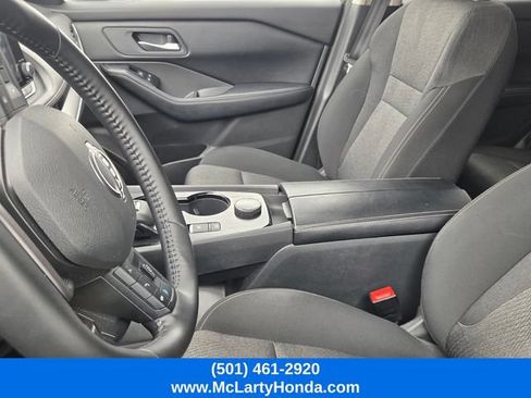 Used 2025 Nissan Rogue SV AWD/4WD image 7