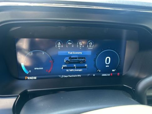 Used 2024 Ford F250 Lariat AWD/4WD image 12