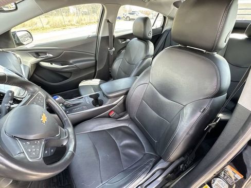 Used 2018 Chevrolet Volt Premier w/ Driver Confidence Package image 21
