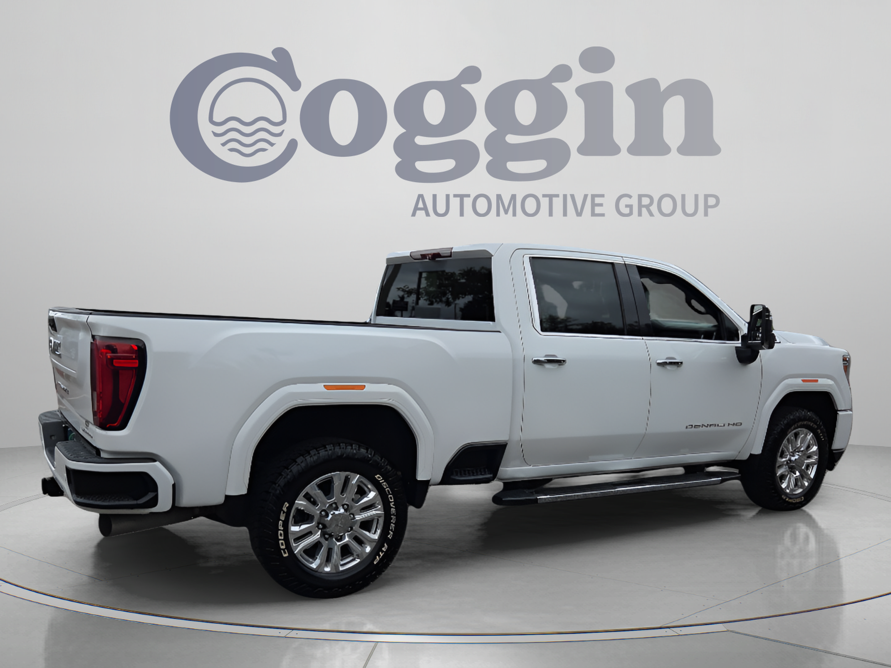 Certified 2020 GMC Sierra 3500 Denali w/ Denali Ultimate Package AWD/4WD image 5