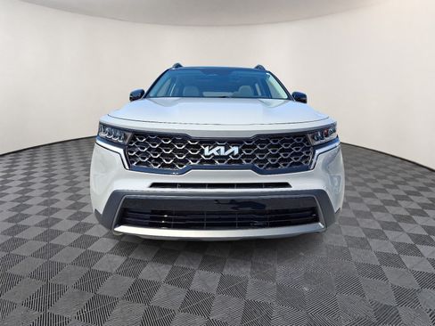 Certified 2023 Kia Sorento S w/ Panoramic Sunroof Package AWD/4WD image 2