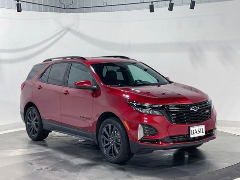 Used 2024 Chevrolet Equinox RS AWD/4WD image 40