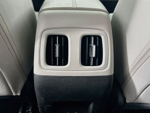 Used 2025 Hyundai Tucson SEL FWD image 28
