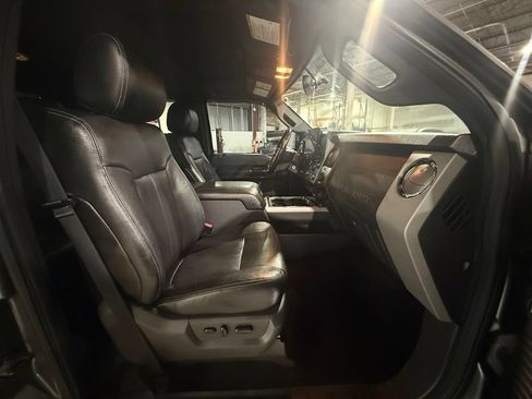Used 2013 Ford F250 Lariat w/ Lariat Ultimate Pkg AWD/4WD image 22