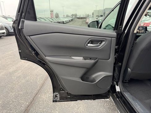 New 2026 Nissan Rogue SV w/ Cold Weather Package FWD image 15