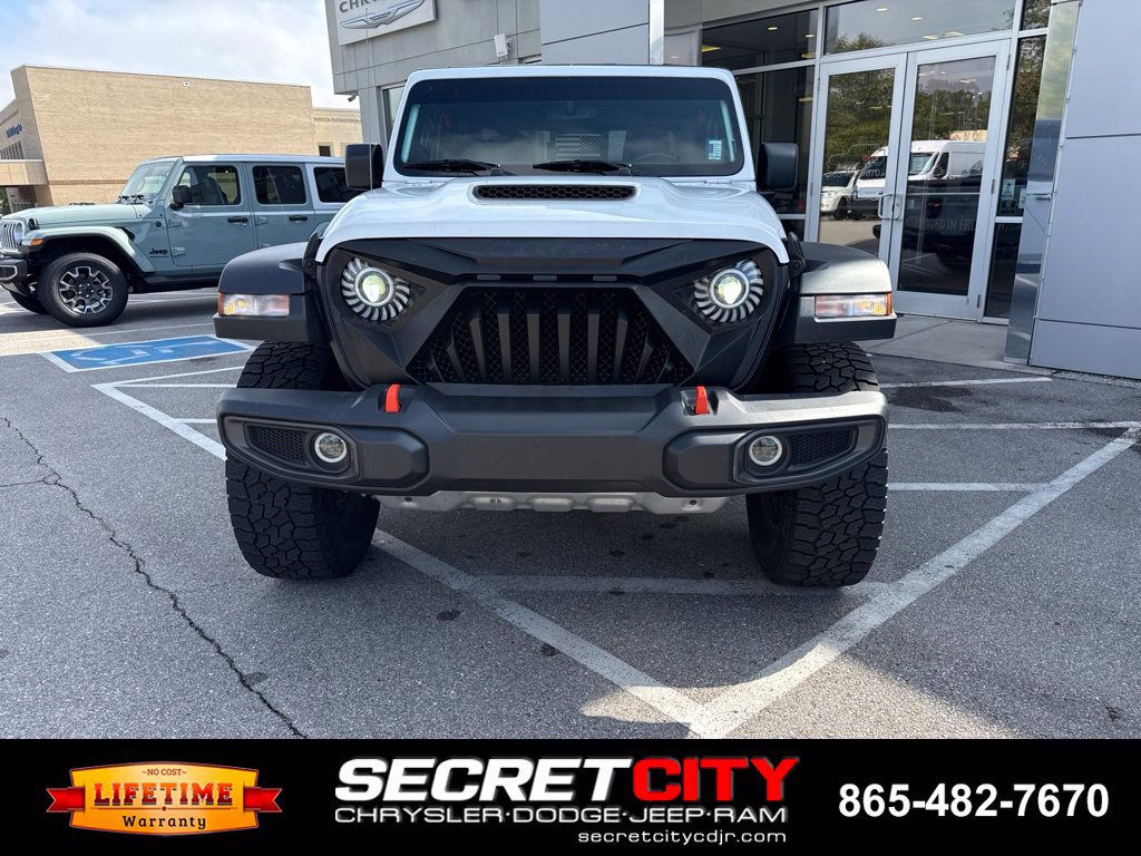 Used 2023 Jeep Gladiator Mojave w/ Cold Weather Group AWD/4WD image 2