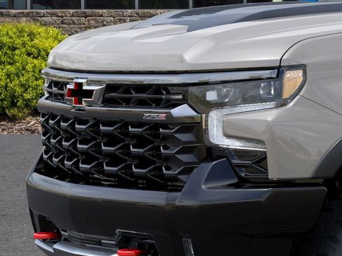 New 2026 Chevrolet Silverado 1500 ZR2 image 37