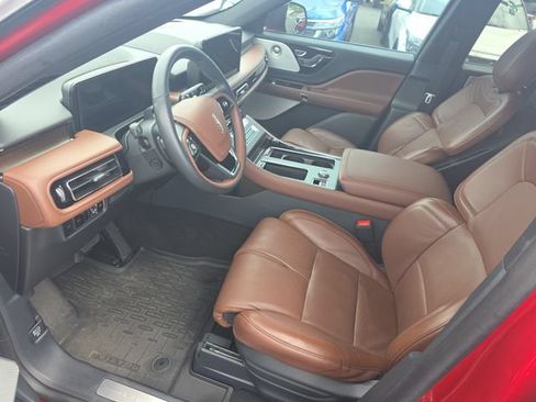 Used 2025 Lincoln Aviator Reserve w/ Equipment Group 201A AWD/4WD image 22