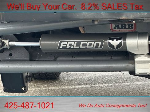 Used 2012 Jeep Wrangler Unlimited Rubicon w/ Connectivity Group image 38