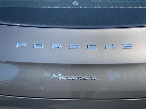 Used 2016 Porsche Panamera image 11