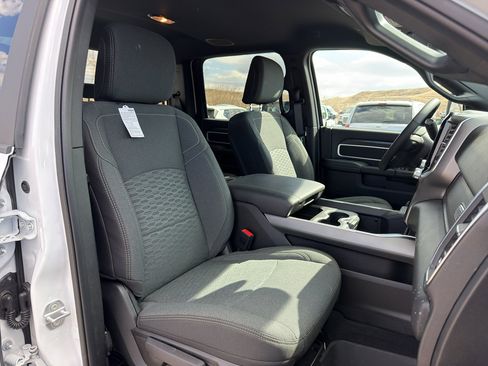 New 2026 RAM 2500 Big Horn AWD/4WD image 29