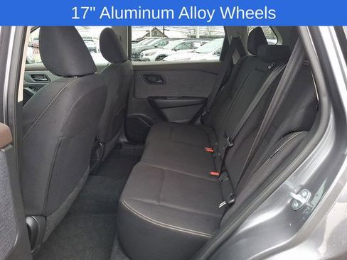 Used 2023 Nissan Rogue S image 12