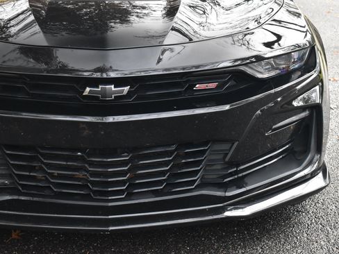 Used 2020 Chevrolet Camaro SS image 16